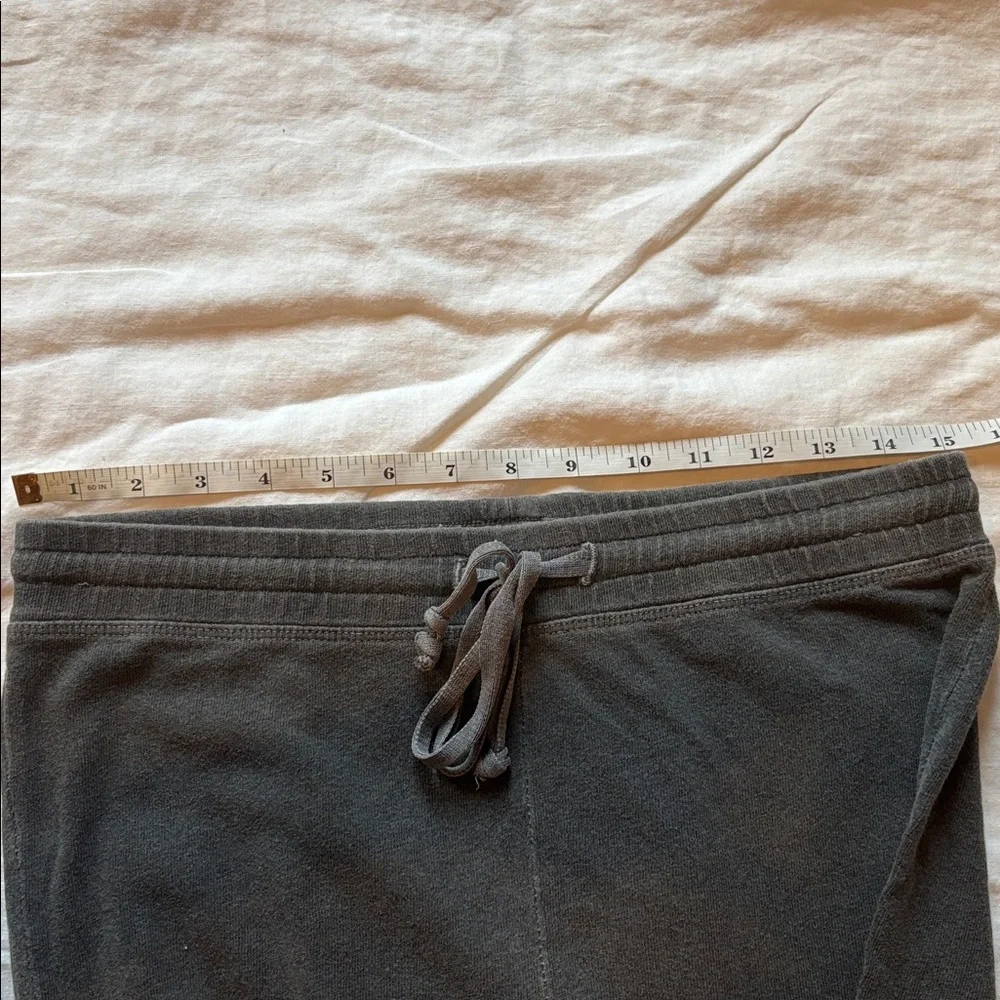 Wilt Twist Shrunken Sweatpants in Washed Black - Picture 4 of 7